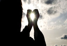 猛龙客场豪取连胜，稳定排名第一